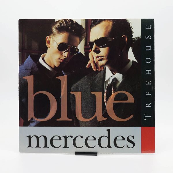 Blue Mercedes – Treehouse